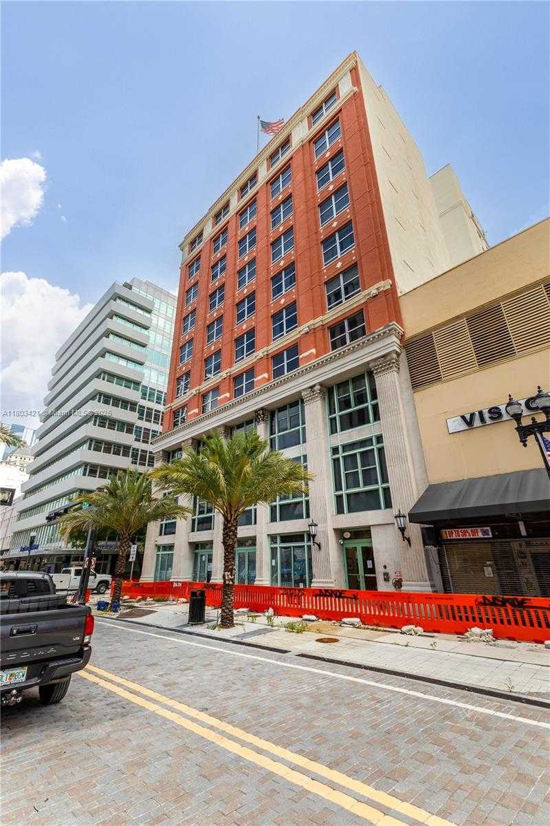 Small Image of 111 EAST FLAGLER ST #501, Miami Number 30