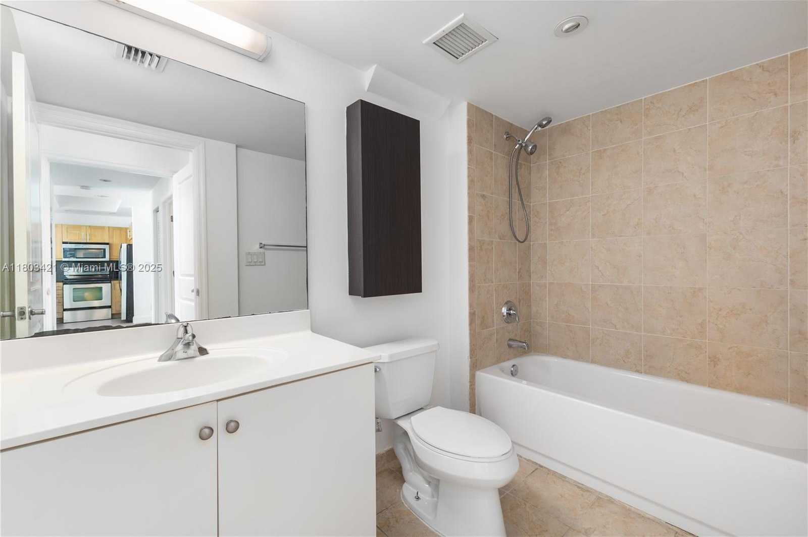 Small Image of 111 EAST FLAGLER ST #501, Miami Number 7