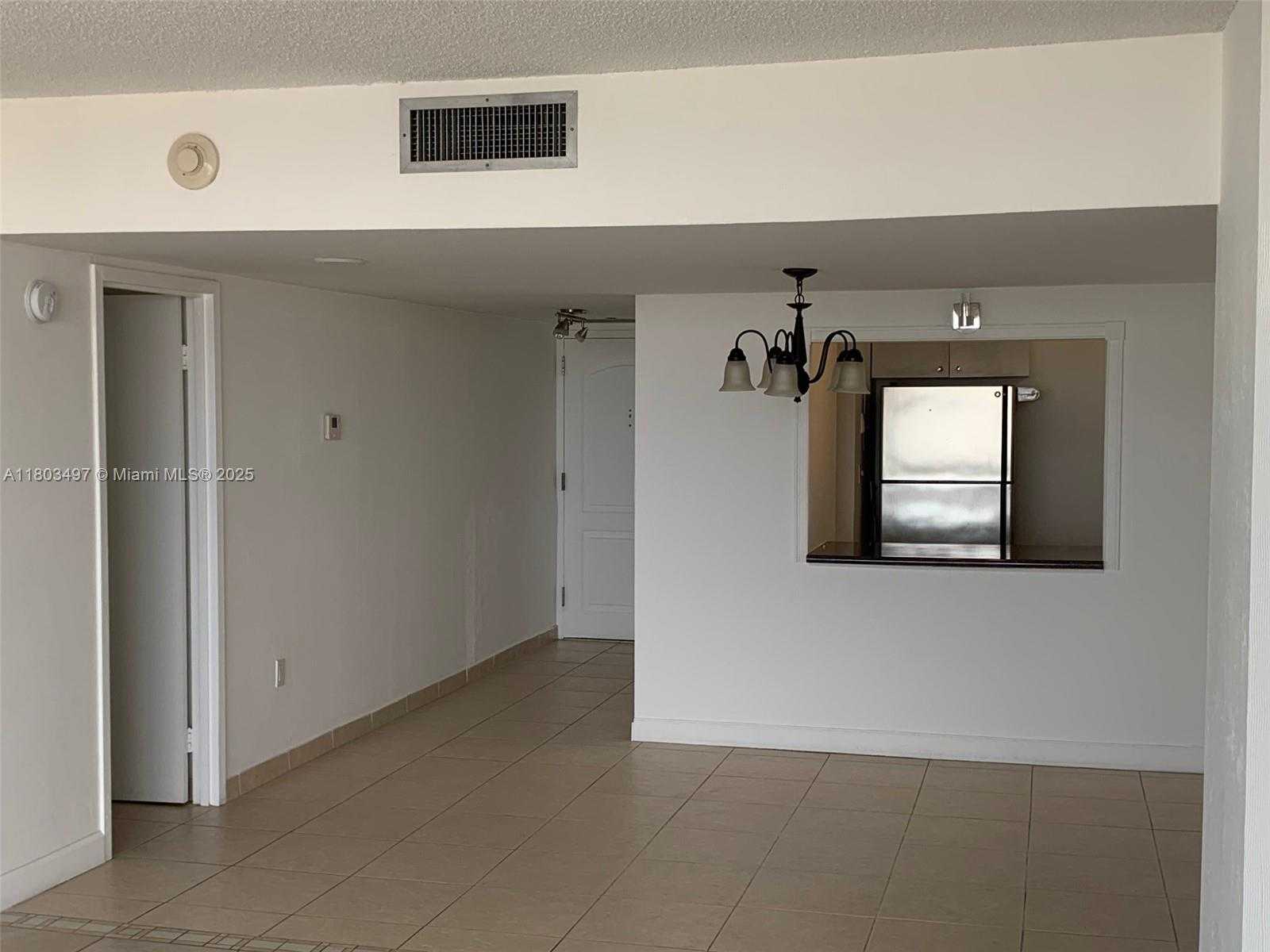Small Image of 3675 NORTH COUNTRY CLUB DR #1610, Aventura Number 11