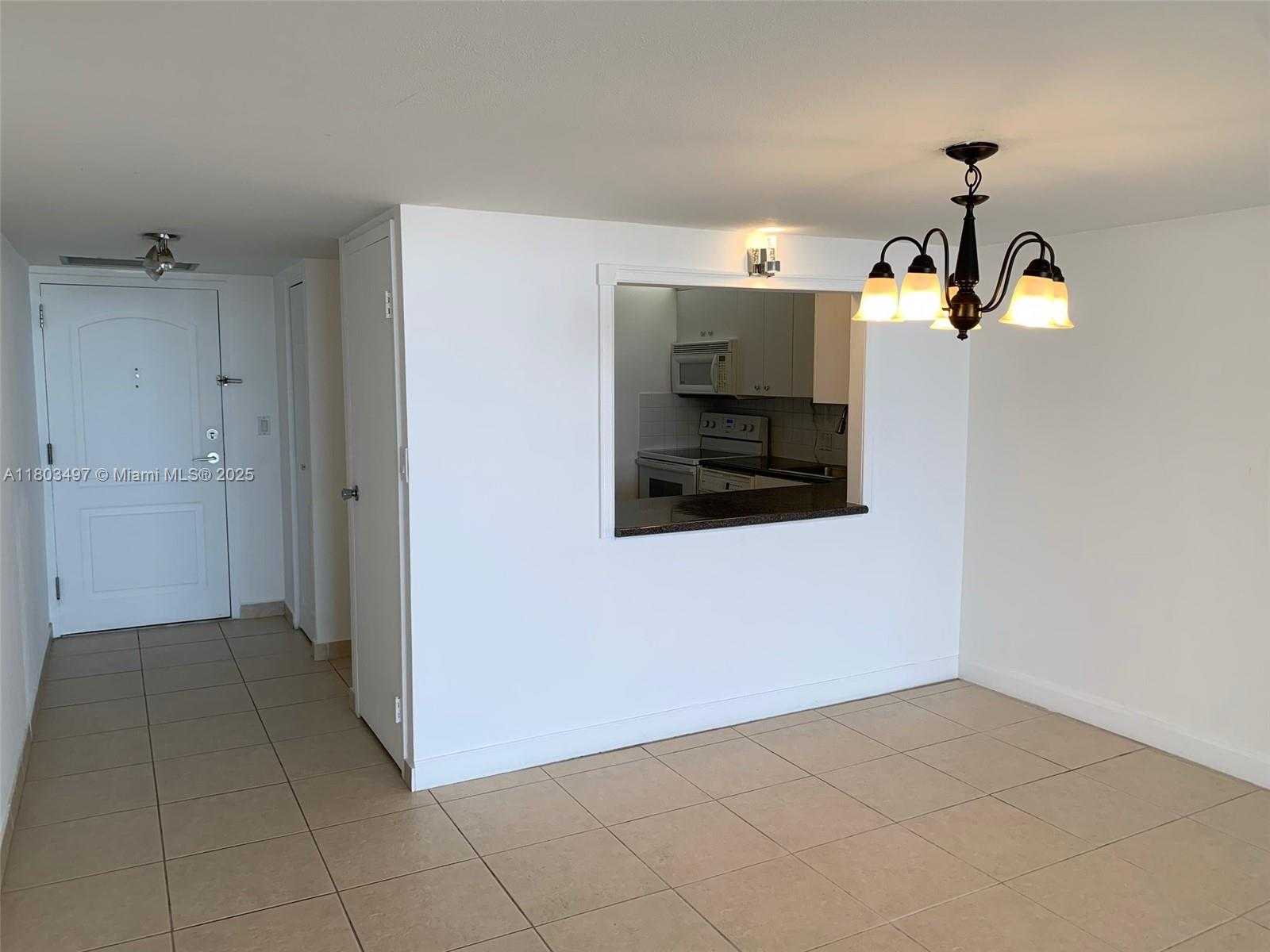 Small Image of 3675 NORTH COUNTRY CLUB DR #1610, Aventura Number 12