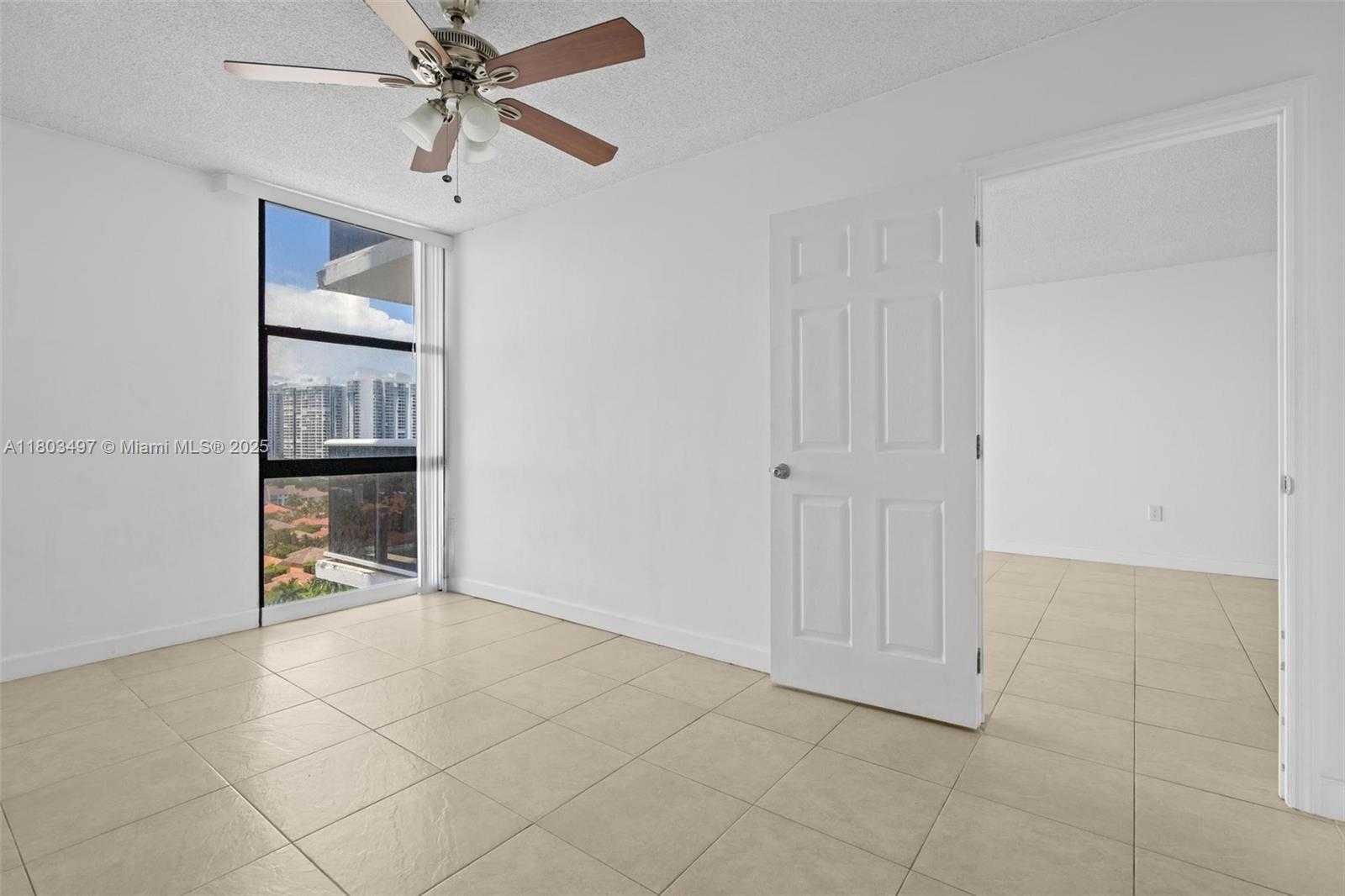 Small Image of 3675 NORTH COUNTRY CLUB DR #1610, Aventura Number 26