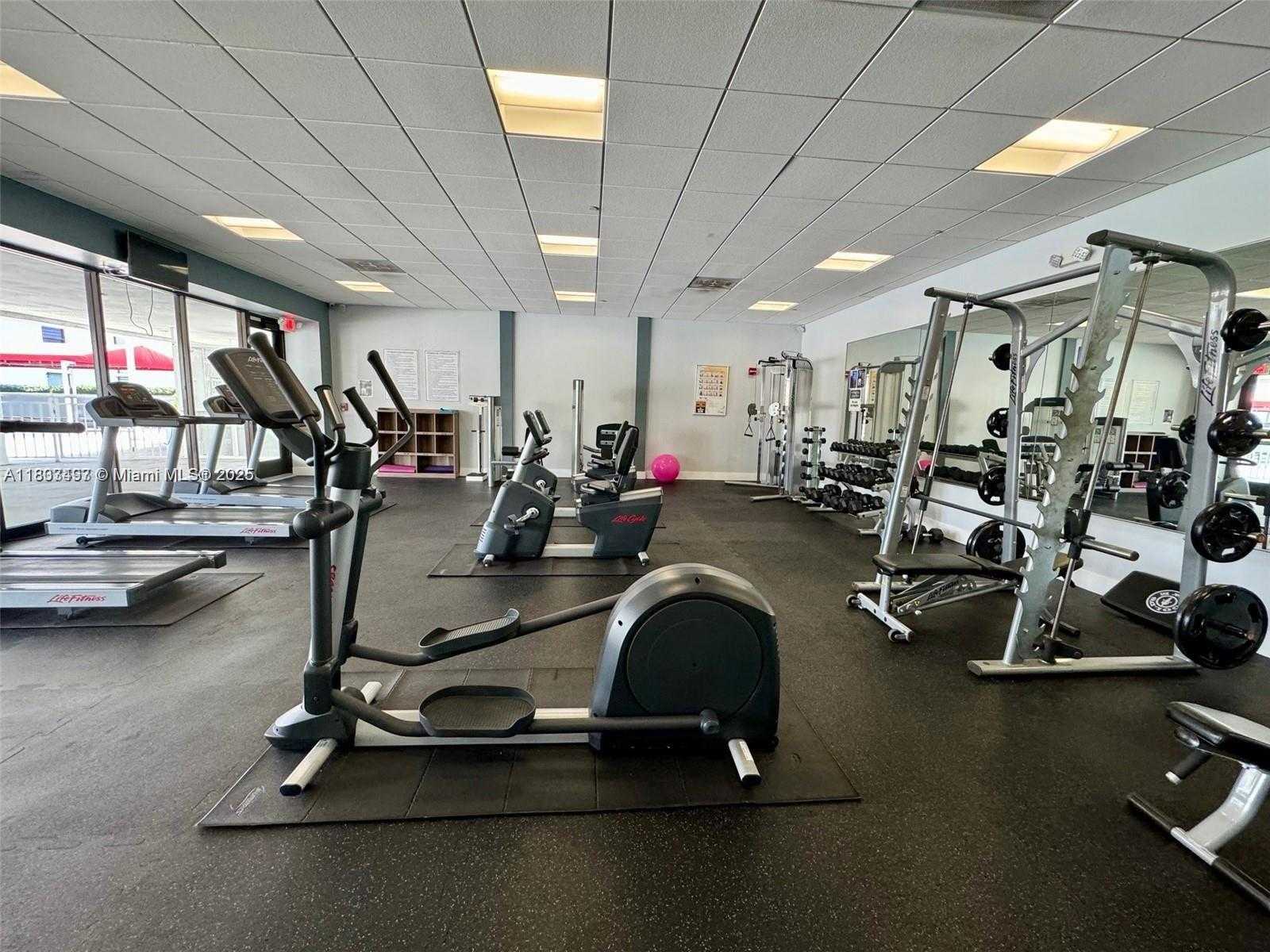 Small Image of 3675 NORTH COUNTRY CLUB DR #1610, Aventura Number 47