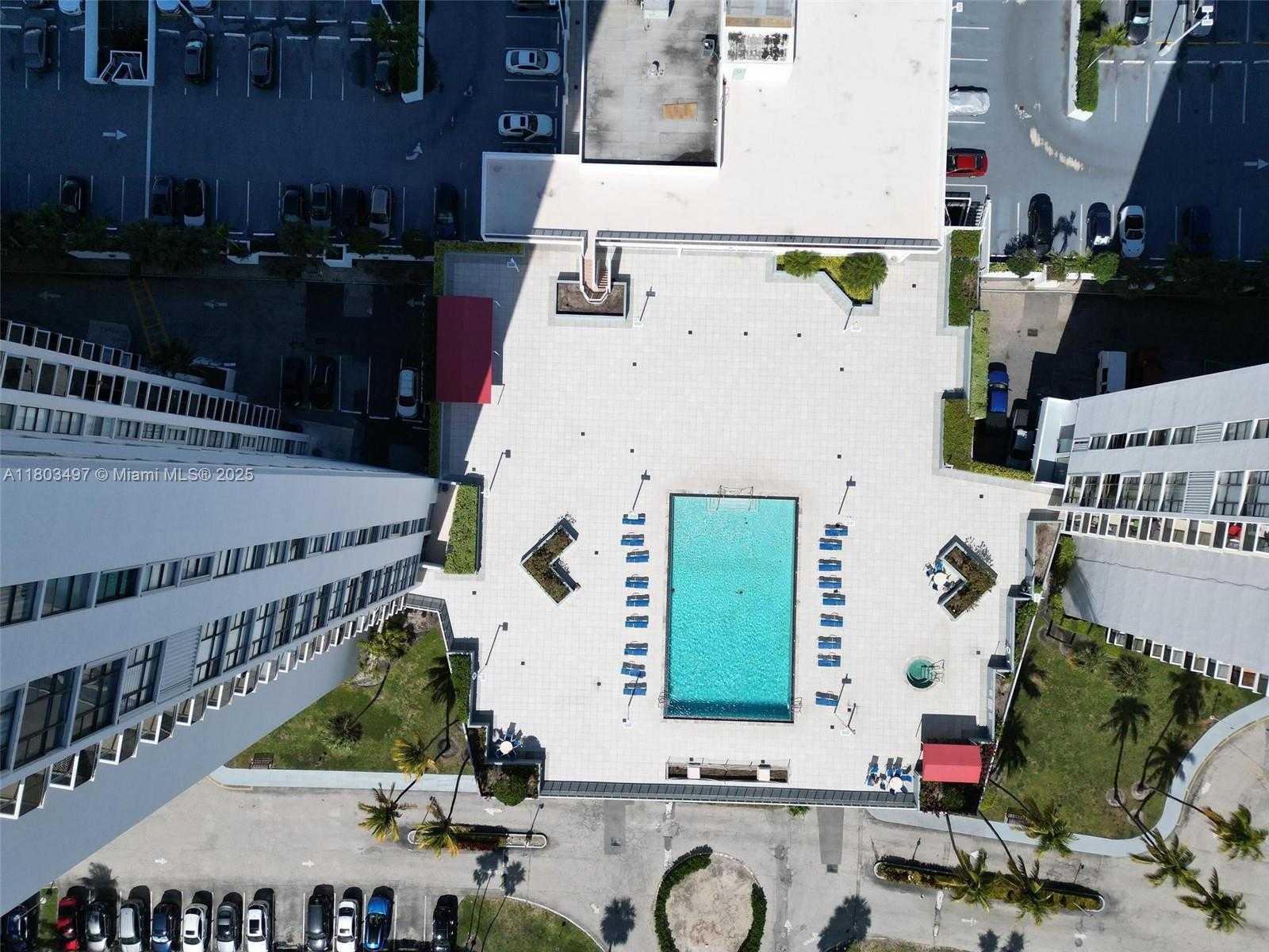 Small Image of 3675 NORTH COUNTRY CLUB DR #1610, Aventura Number 6