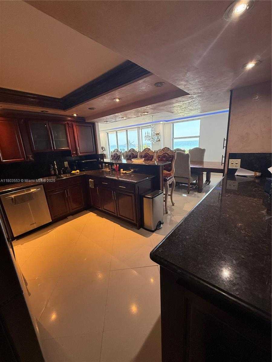 Small Image of 1912 SOUTH OCEAN DR #3D, Hallandale Beach Number 3