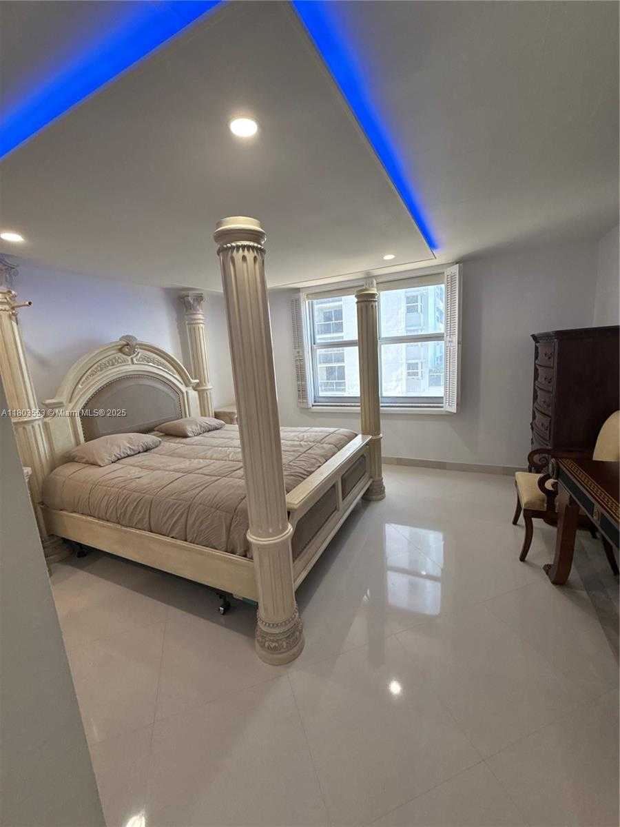 Small Image of 1912 SOUTH OCEAN DR #3D, Hallandale Beach Number 31