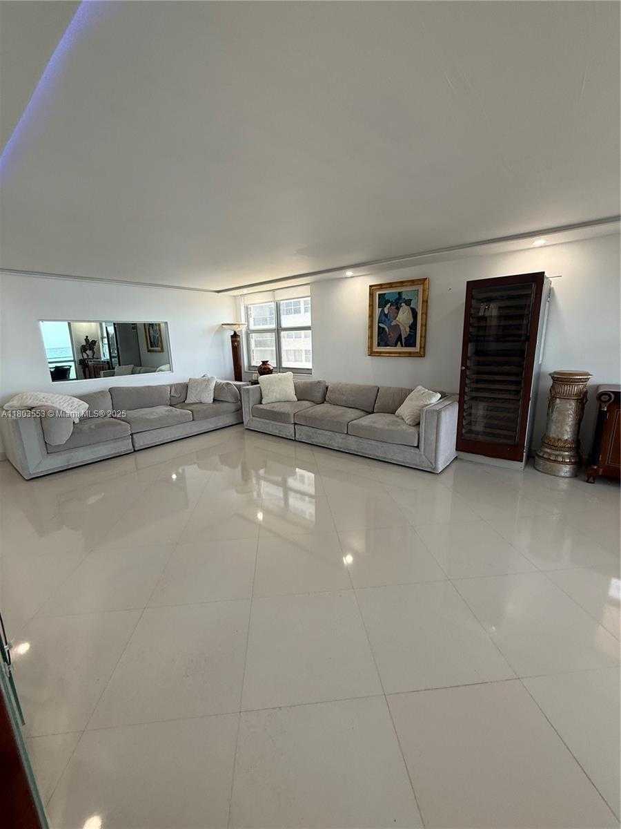 Small Image of 1912 SOUTH OCEAN DR #3D, Hallandale Beach Number 8