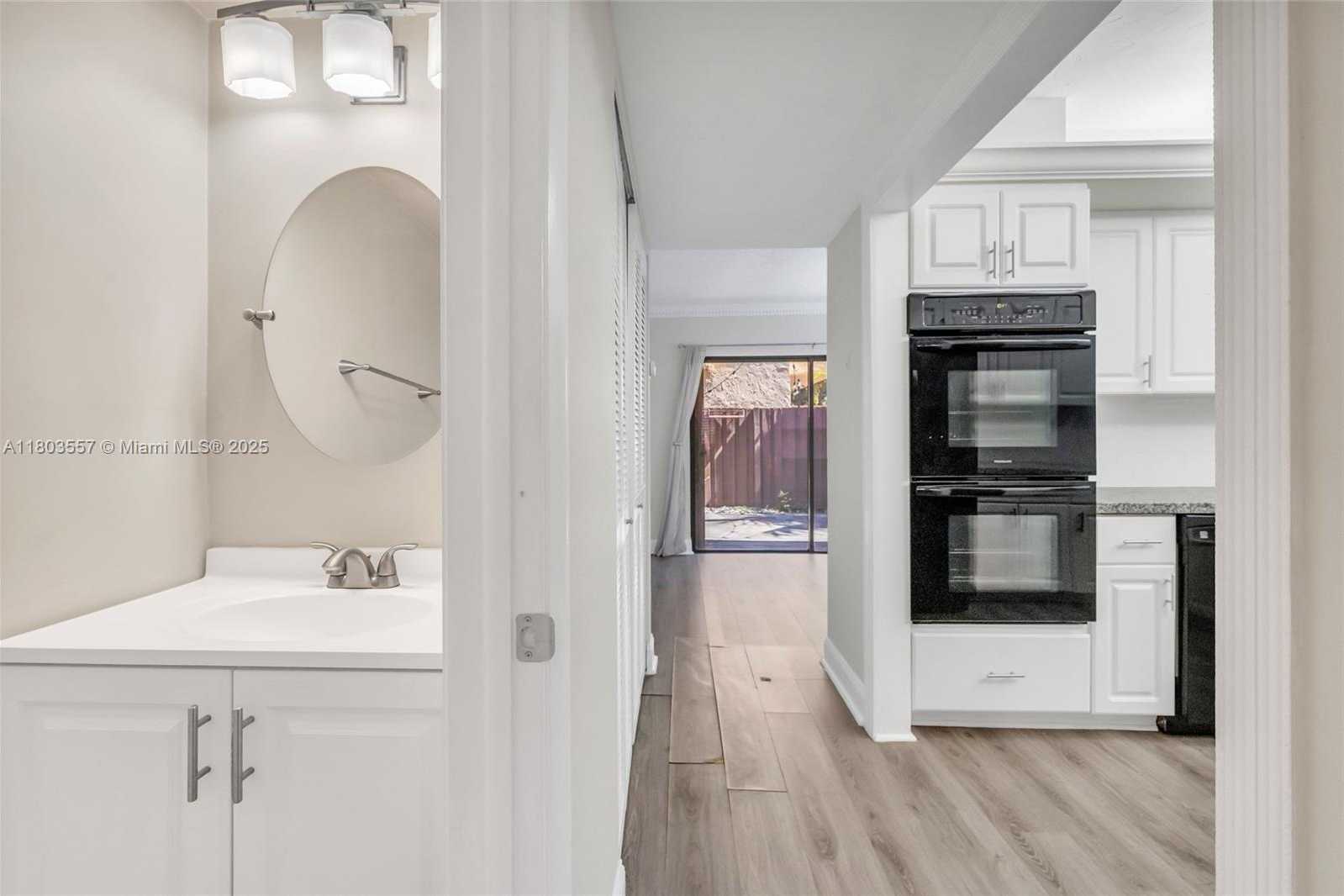 Small Image of 10102 SOUTH WEST 77TH CT, Miami Number 10