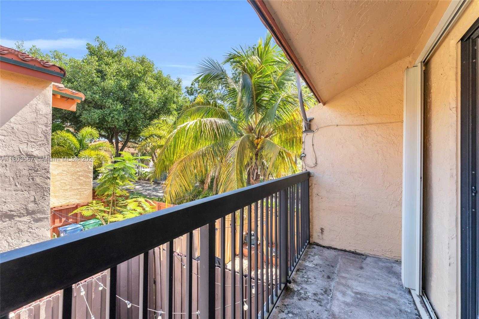 Small Image of 10102 SOUTH WEST 77TH CT, Miami Number 29