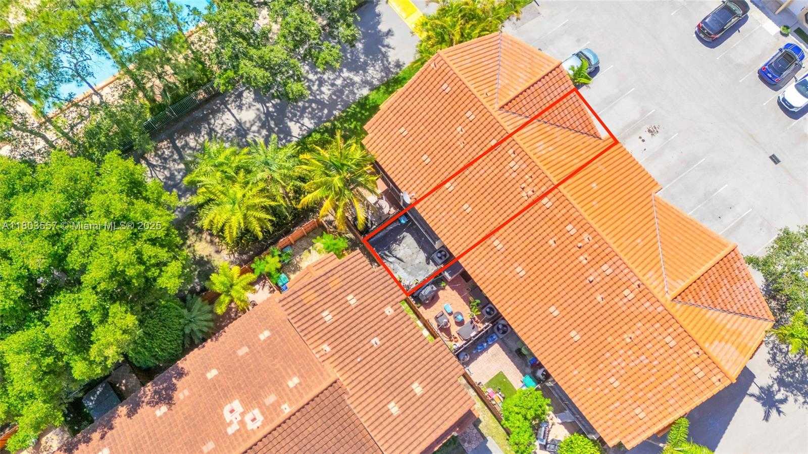 Small Image of 10102 SOUTH WEST 77TH CT, Miami Number 48