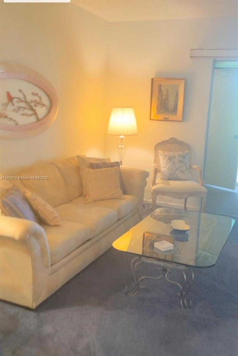 Small Image of 23344 CAROLWOOD LN #106, Boca Raton Number 13