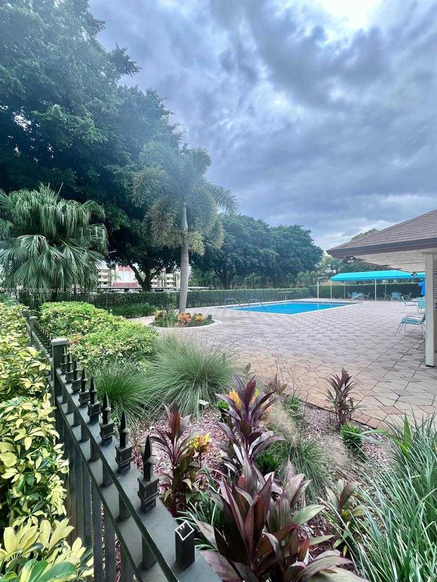 Small Image of 23344 CAROLWOOD LN #106, Boca Raton Number 20