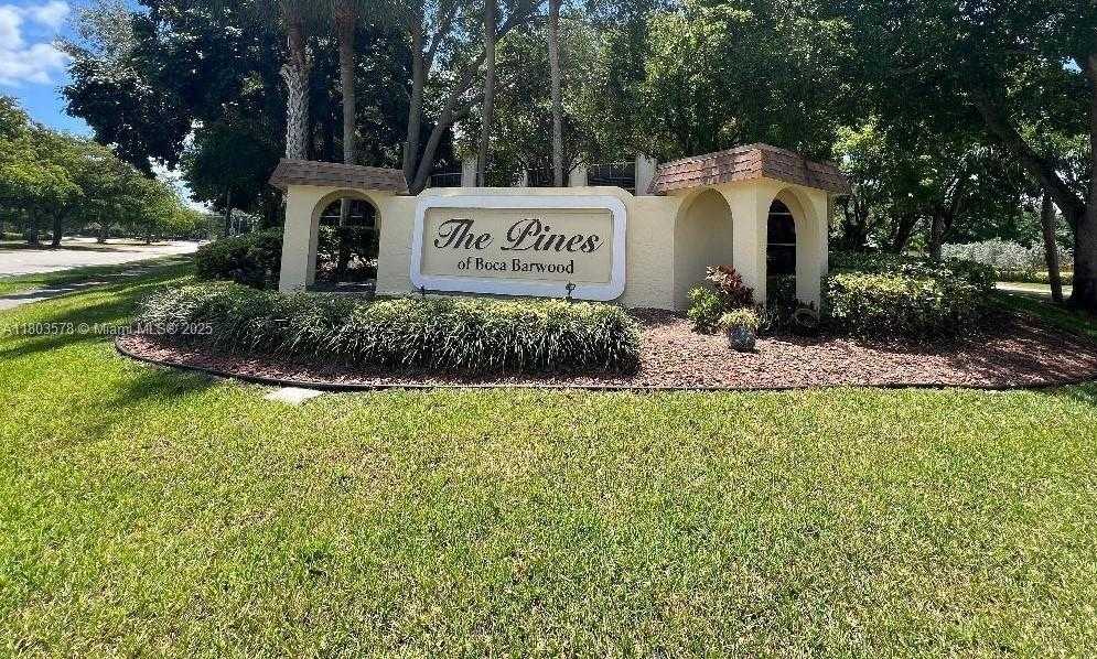 Small Image of 23344 CAROLWOOD LN #106, Boca Raton Number 3