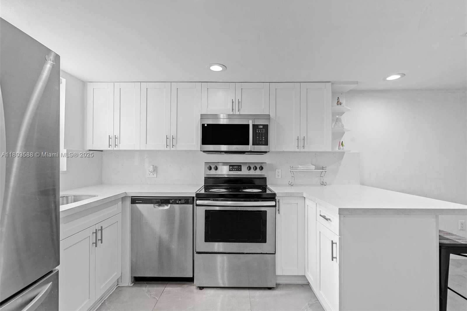Small Image of 5530 WEST 26TH CT #209, Hialeah Number 5