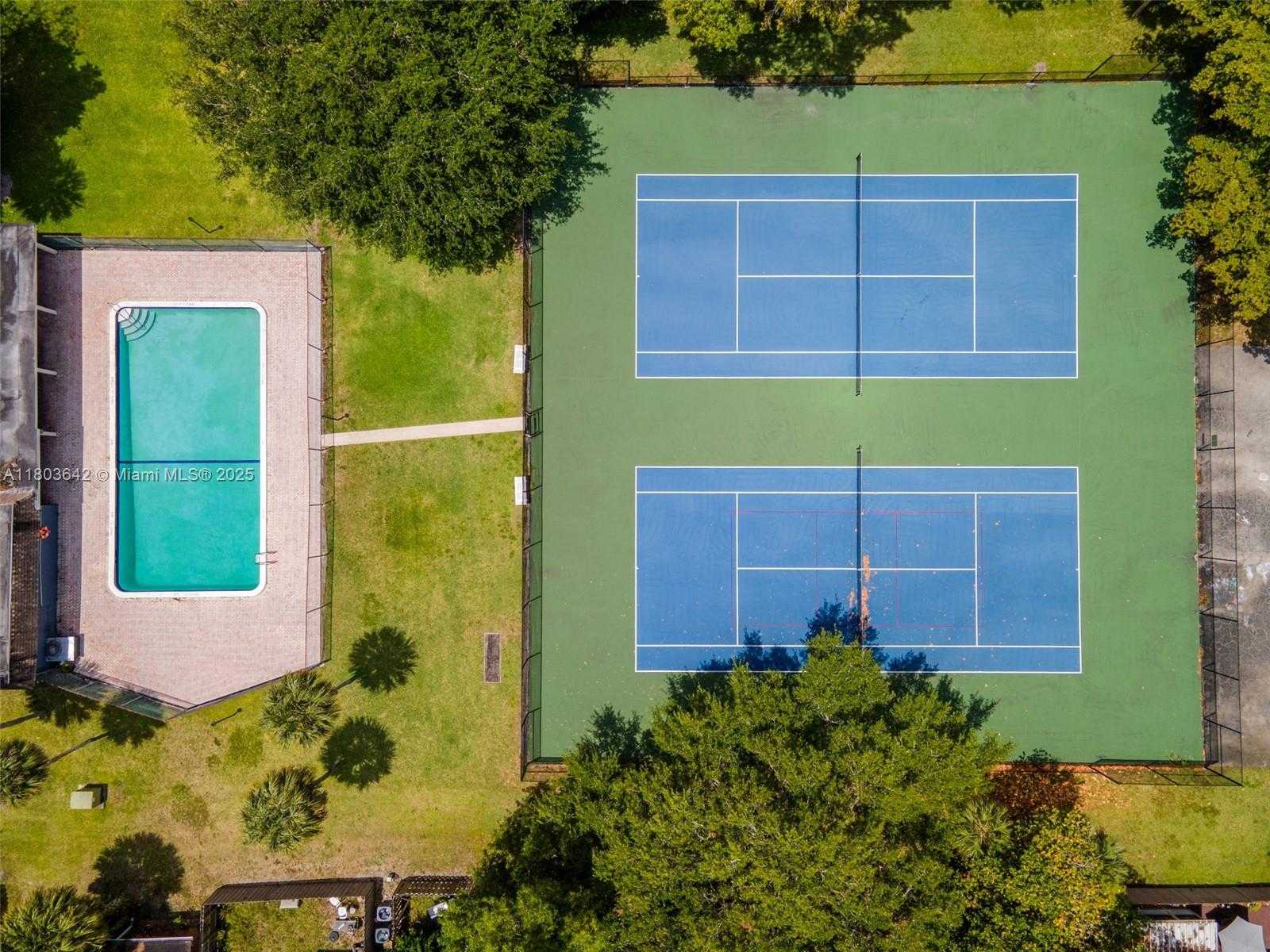 Small Image of 7329 WEST SUNRISE BLVD #7329, Plantation Number 16