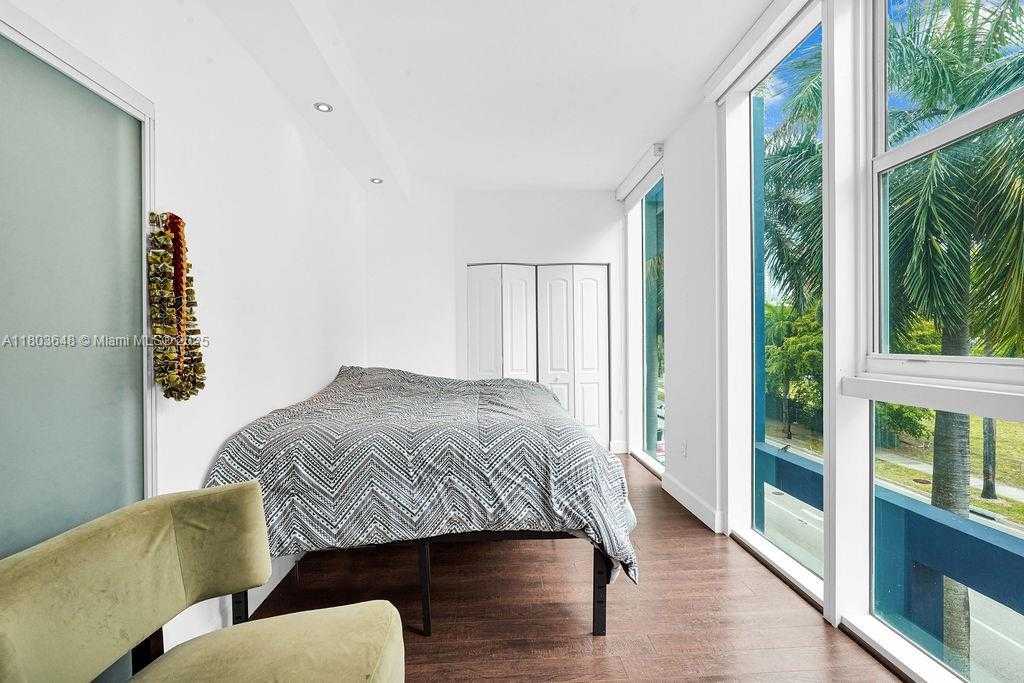 Small Image of 275 NORTH EAST 18TH ST #306, Miami Number 13