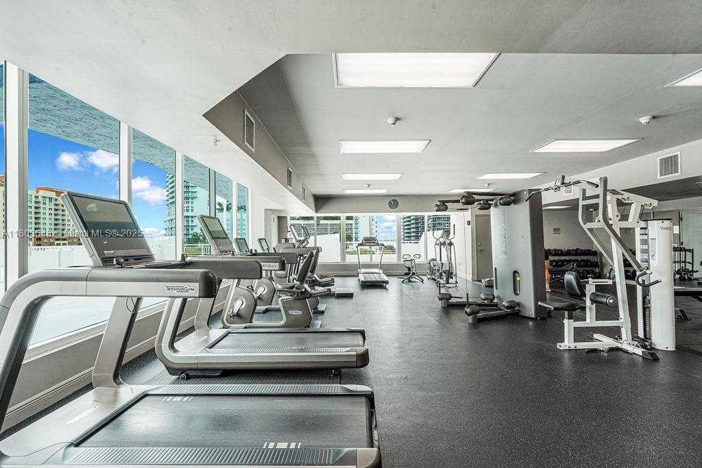 Small Image of 275 NORTH EAST 18TH ST #306, Miami Number 22