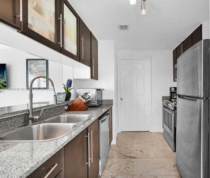 Small Image of 275 NORTH EAST 18TH ST #306, Miami Number 4