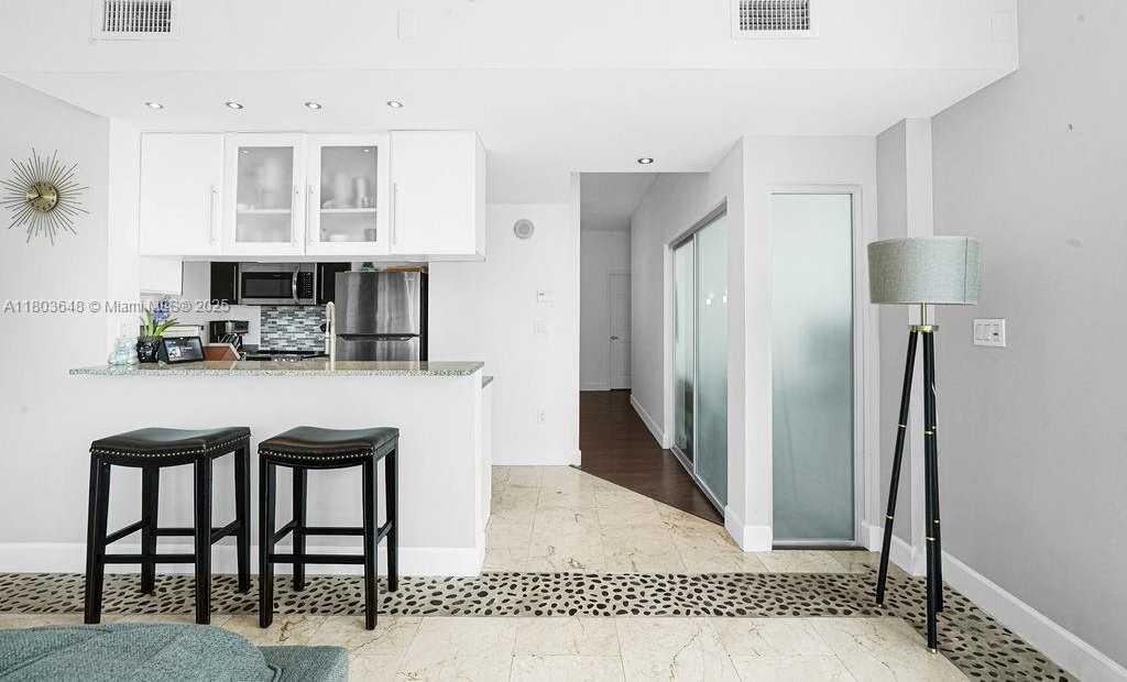 Small Image of 275 NORTH EAST 18TH ST #306, Miami Number 5