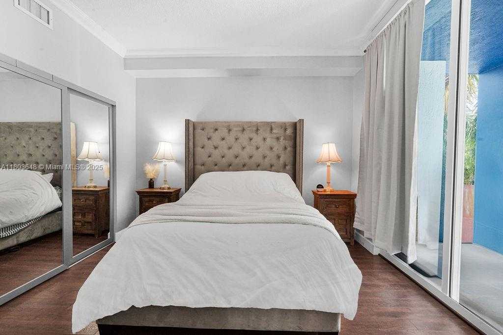 Small Image of 275 NORTH EAST 18TH ST #306, Miami Number 7
