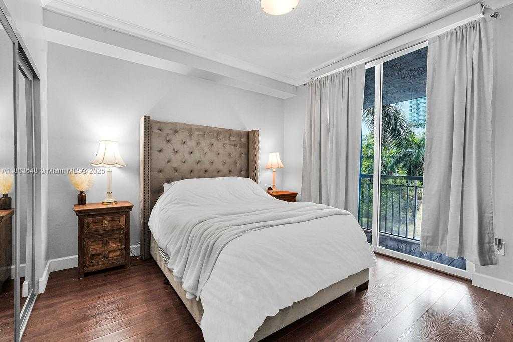 Small Image of 275 NORTH EAST 18TH ST #306, Miami Number 8