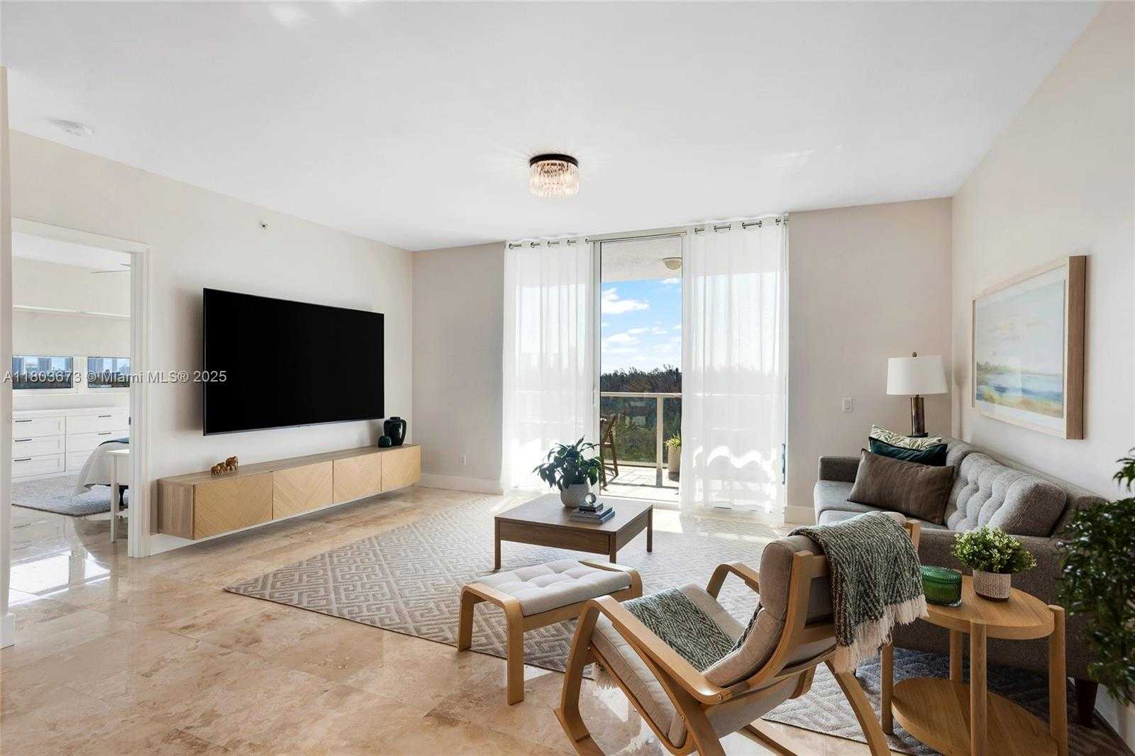 Small Image of 14951 ROYAL OAKS LN #901, North Miami Number 10