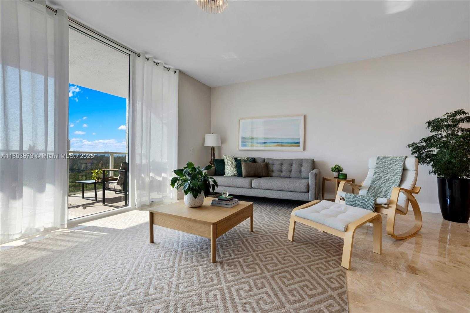 Small Image of 14951 ROYAL OAKS LN #901, North Miami Number 12