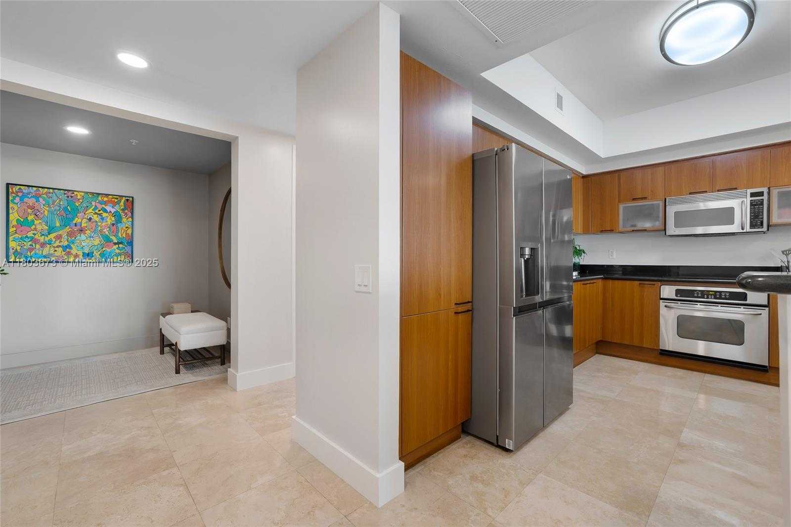 Small Image of 14951 ROYAL OAKS LN #901, North Miami Number 6