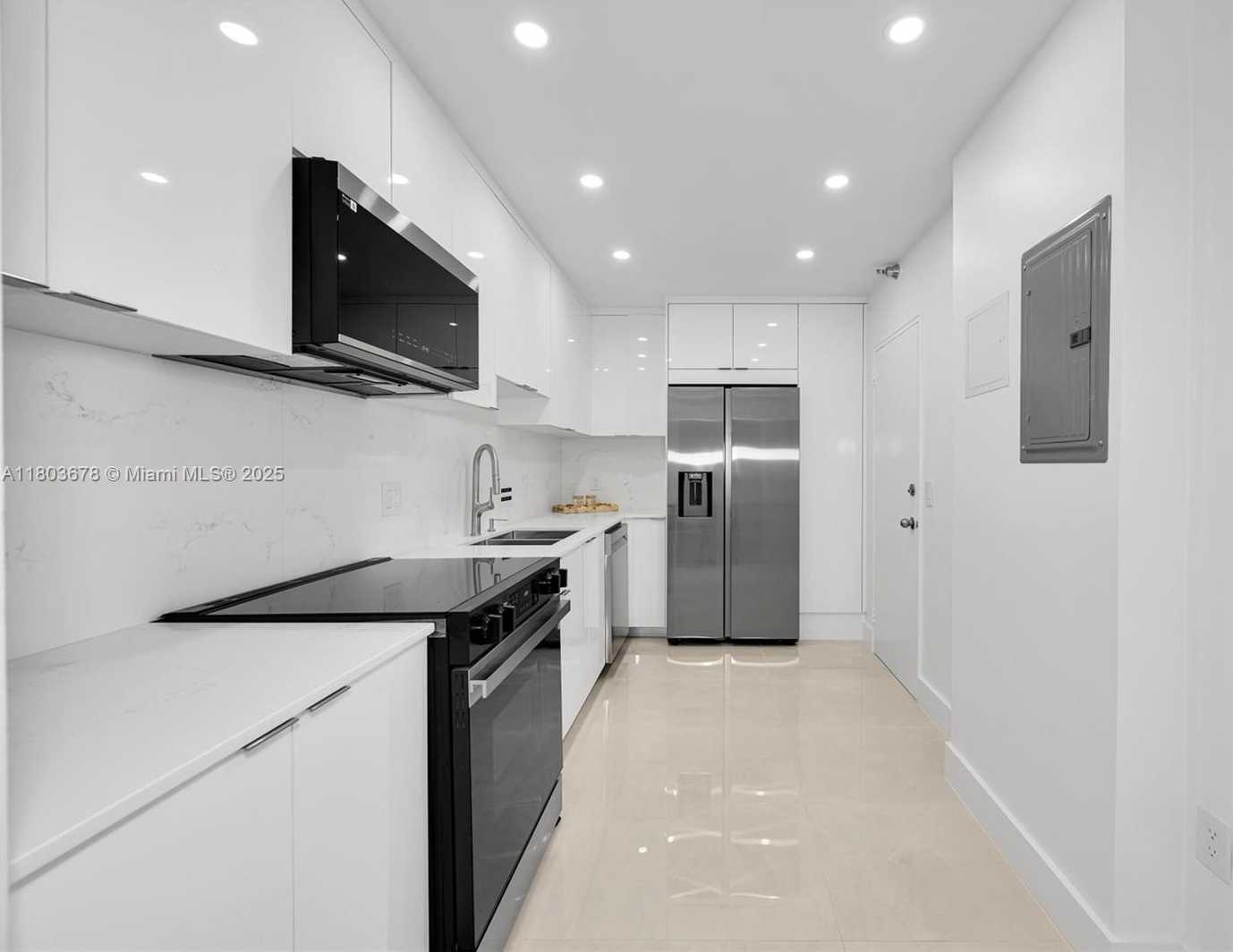 Small Image of 10185 COLLINS AVE #1502, Bal Harbour Number 14