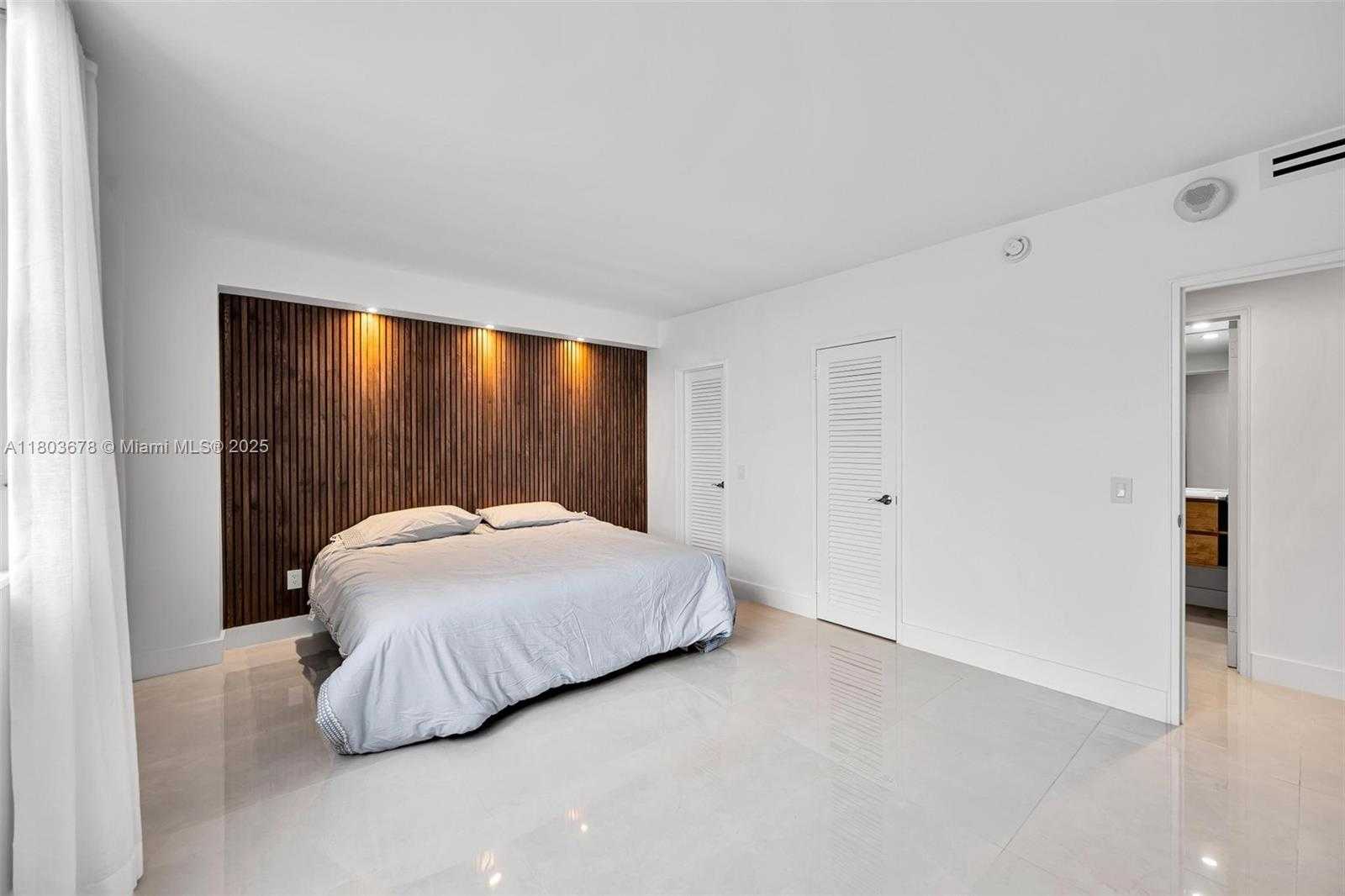 Small Image of 10185 COLLINS AVE #1502, Bal Harbour Number 5