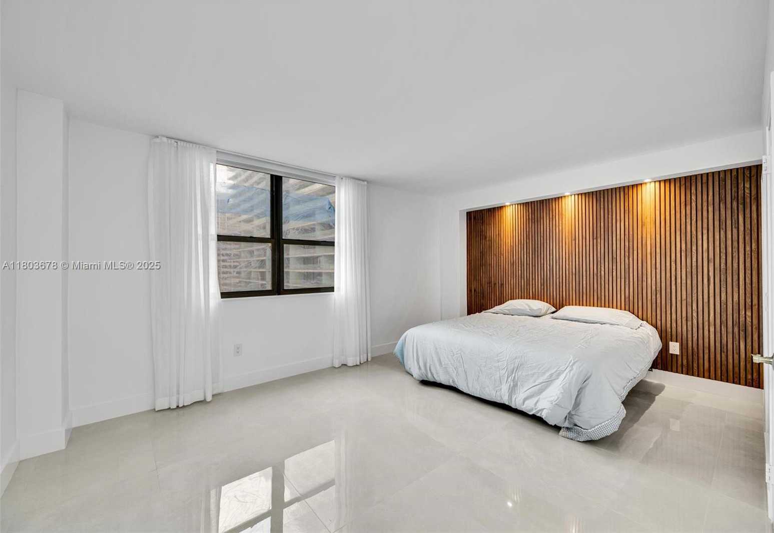 Small Image of 10185 COLLINS AVE #1502, Bal Harbour Number 6