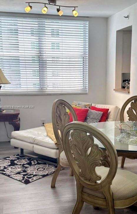 Small Image of 770 #1216, Miami Number 12