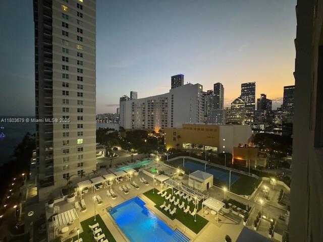 Small Image of 770 #1216, Miami Number 15