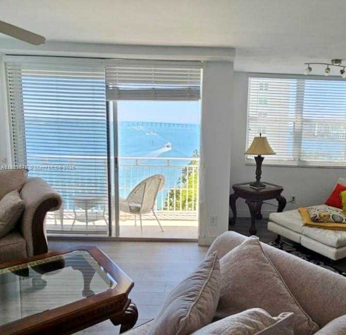 Small Image of 770 #1216, Miami Number 2