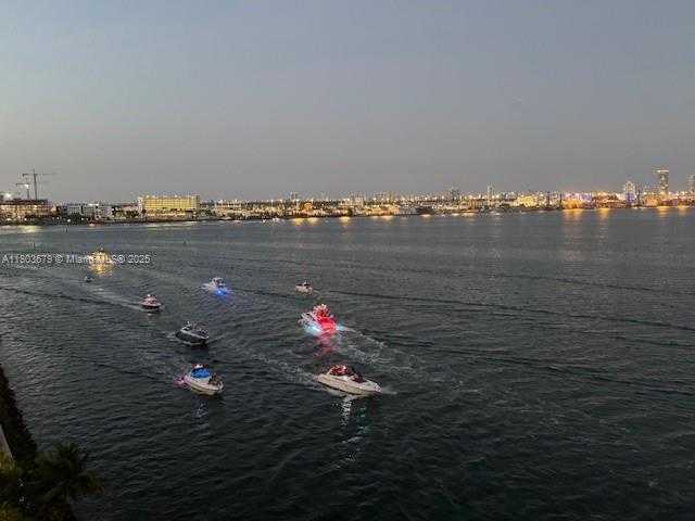 Small Image of 770 #1216, Miami Number 8