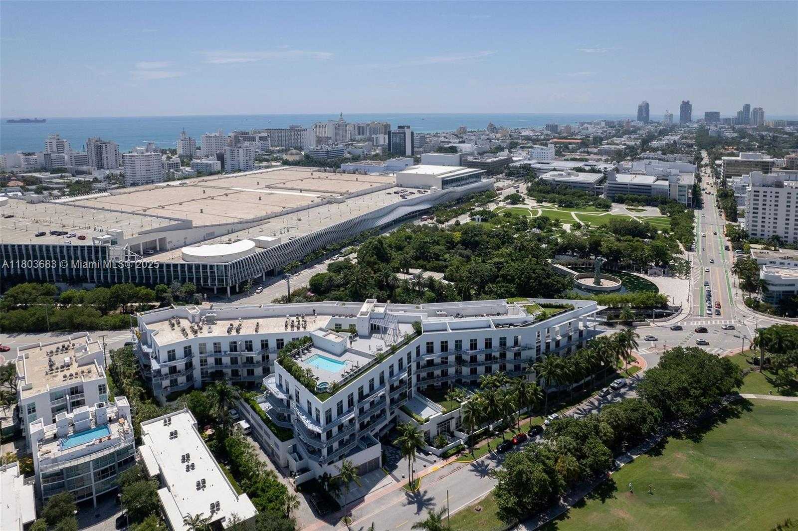 Small Image of 2001 MERIDIAN AVE #528, Miami Beach Number 38