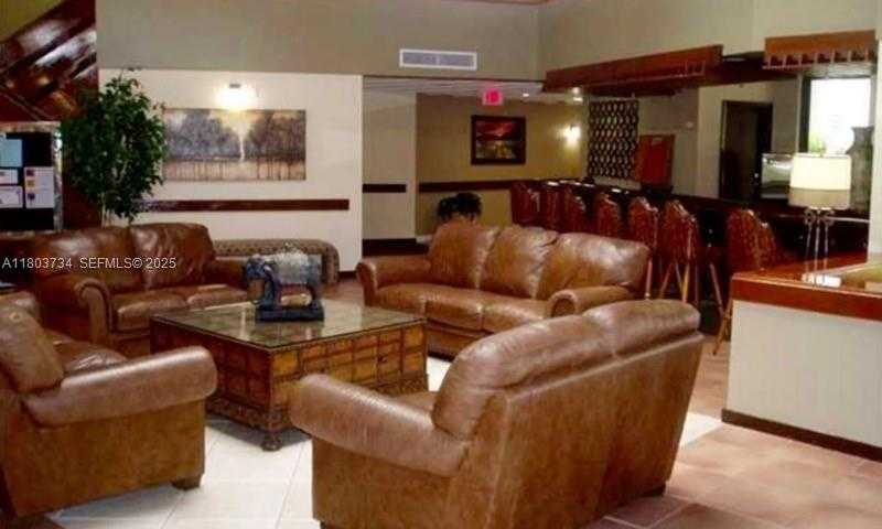 Small Image of 1400 SAINT CHARLES PL #L4, Pembroke Pines Number 27