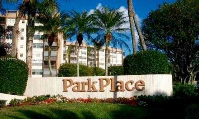 Small Image of 1400 SAINT CHARLES PL #L4, Pembroke Pines Number 34