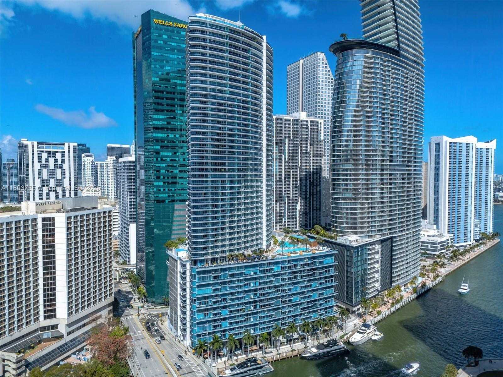 Small Image of 200 BISCAYNE BOULEVARD WAY #4005, Miami Number 17