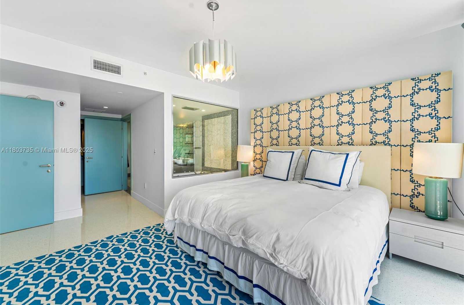 Small Image of 200 BISCAYNE BOULEVARD WAY #4005, Miami Number 9