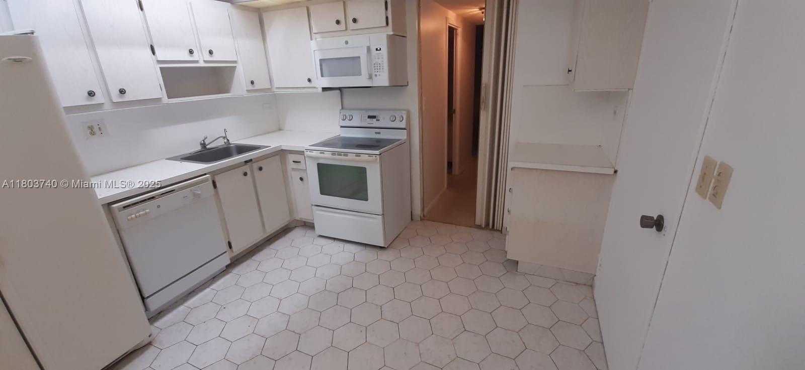 Small Image of 251 174TH ST #1711, Sunny Isles Beach Number 15