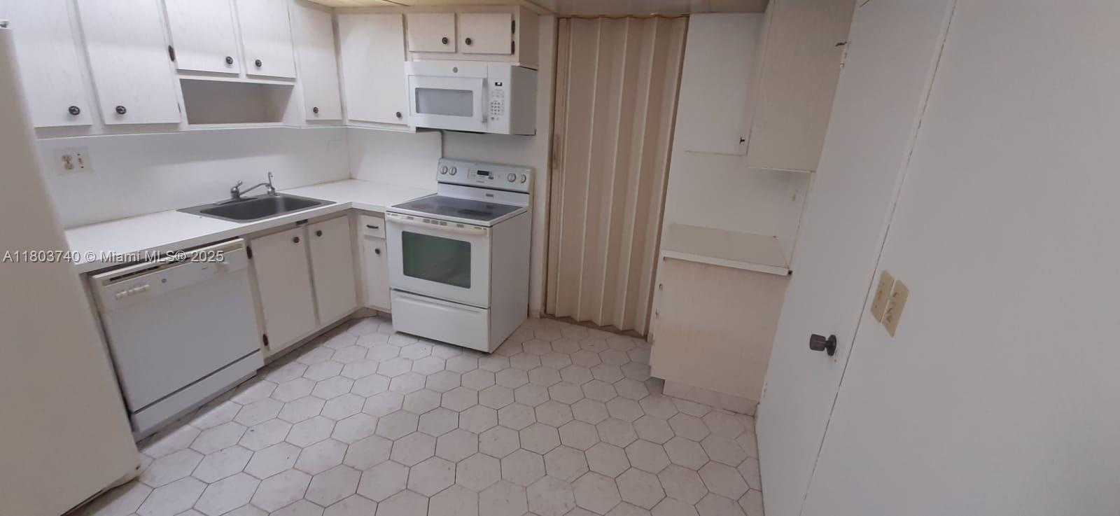 Small Image of 251 174TH ST #1711, Sunny Isles Beach Number 16
