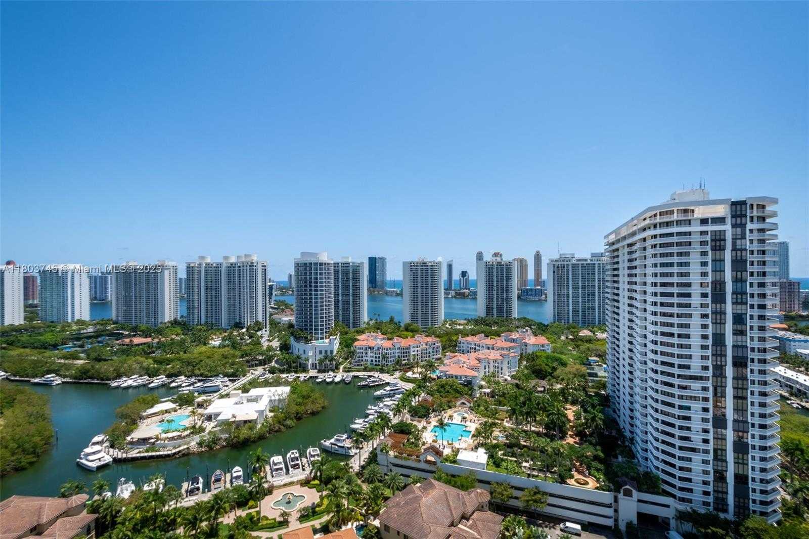 Small Image of 1000 WEST ISLAND BLVD #2707, Aventura Number 11