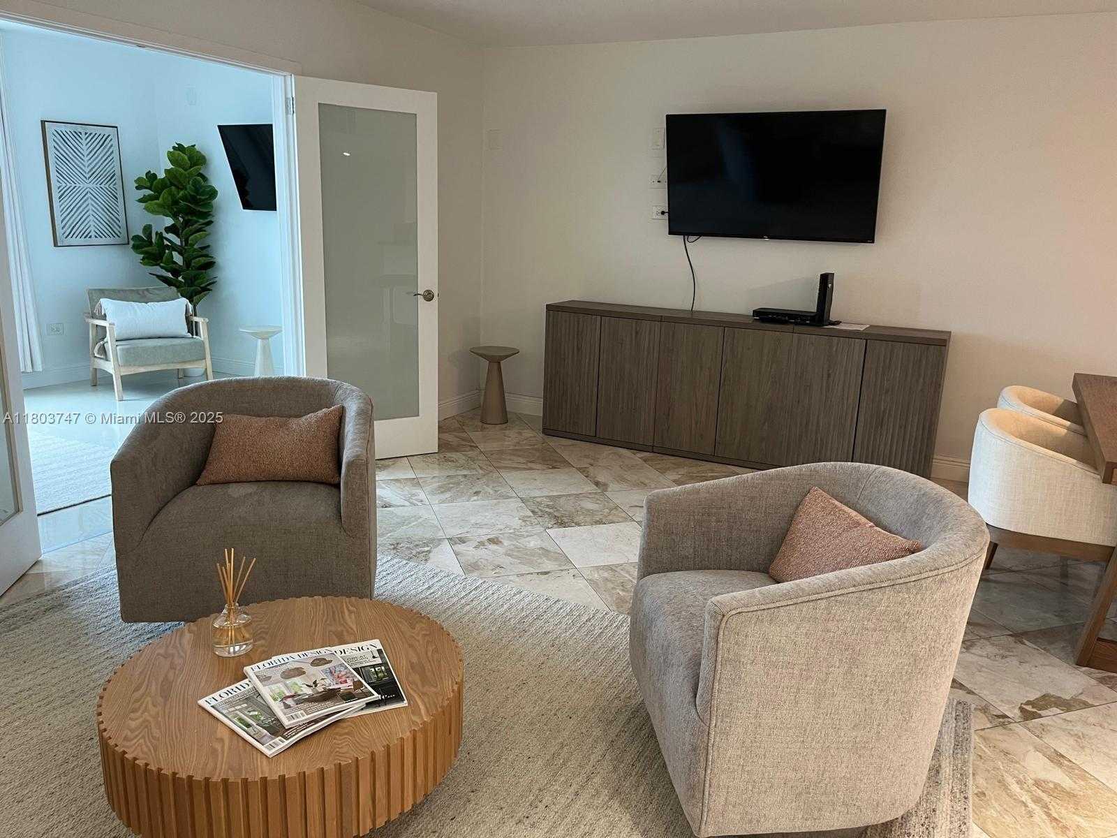 Small Image of 2301 COLLINS AVE #731, Miami Beach Number 2