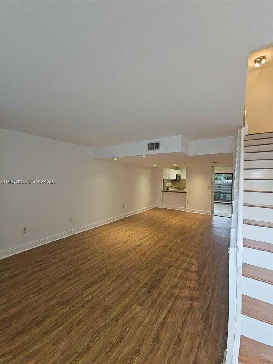 Small Image of 7870 SOUTH WEST 102ND LN, Miami Number 2