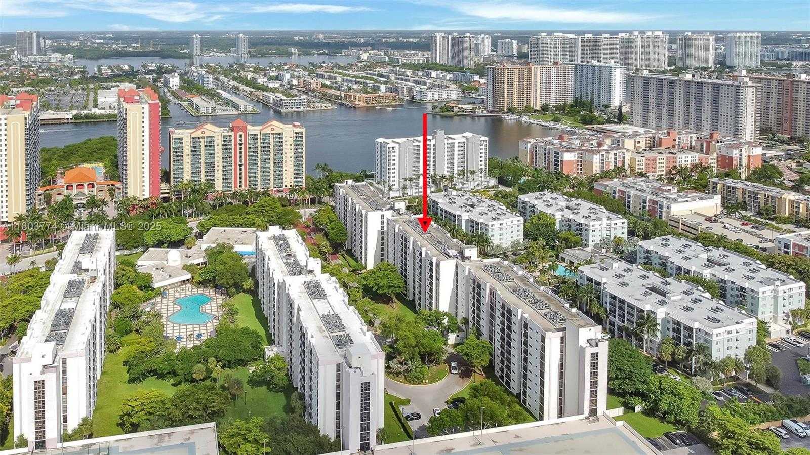 Small Image of 17021 NORTH BAY RD #918, Sunny Isles Beach Number 17