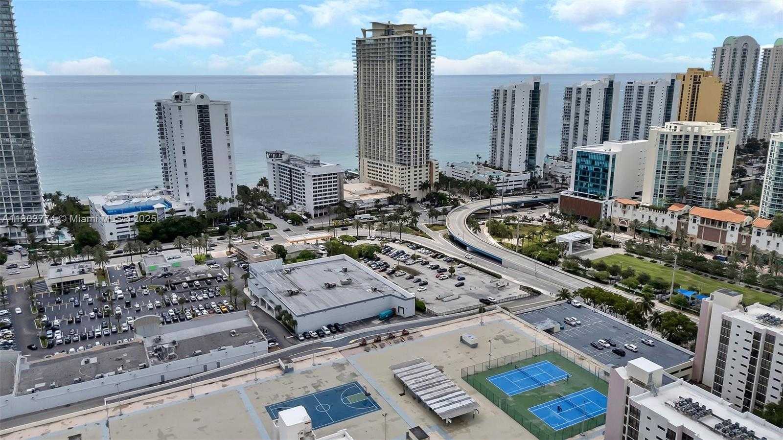 Small Image of 17021 NORTH BAY RD #918, Sunny Isles Beach Number 19