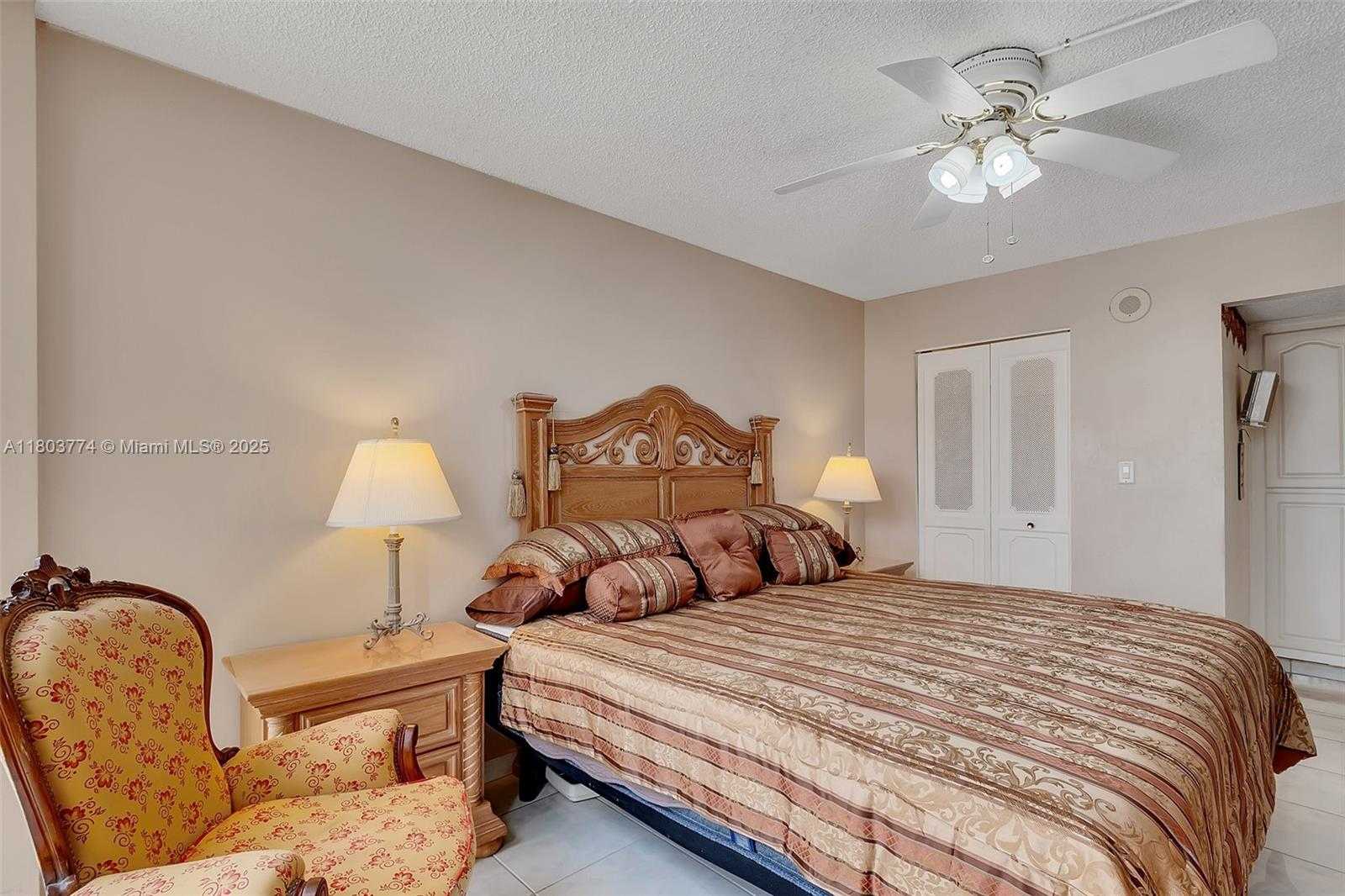 Small Image of 17021 NORTH BAY RD #918, Sunny Isles Beach Number 9