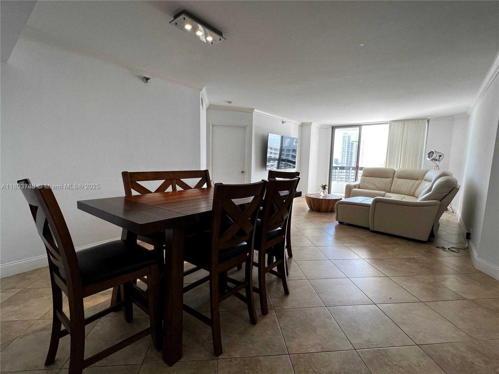 Small Image of 3400 NORTH EAST 192ND ST #2102, Aventura Number 4