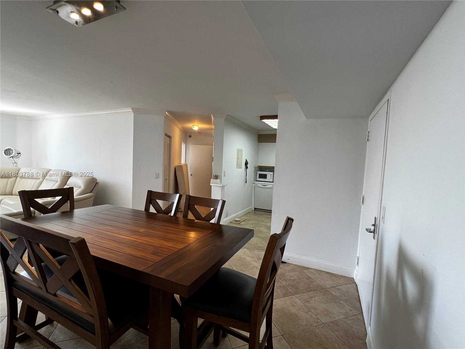 Small Image of 3400 NORTH EAST 192ND ST #2102, Aventura Number 6