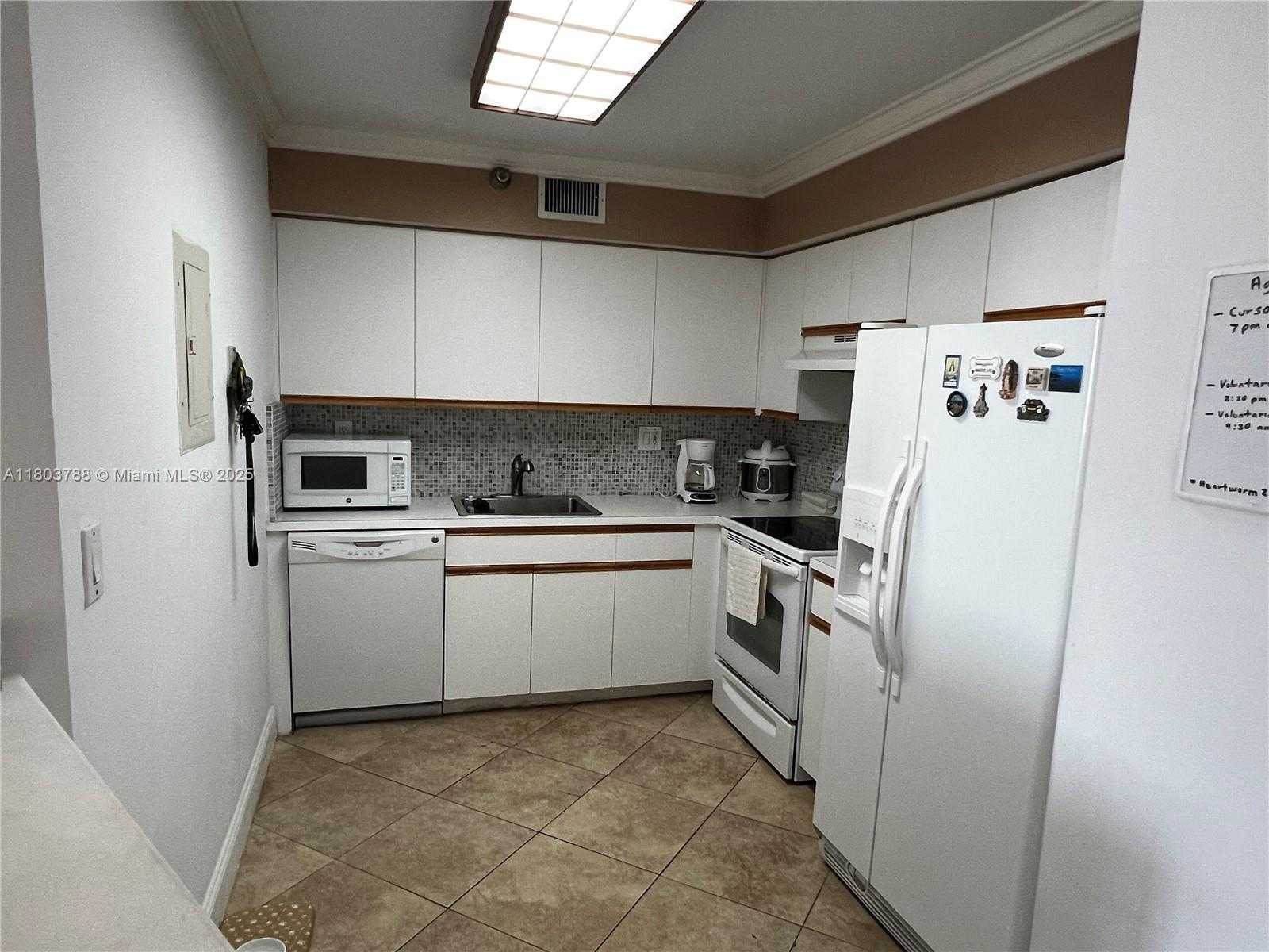 Small Image of 3400 NORTH EAST 192ND ST #2102, Aventura Number 8